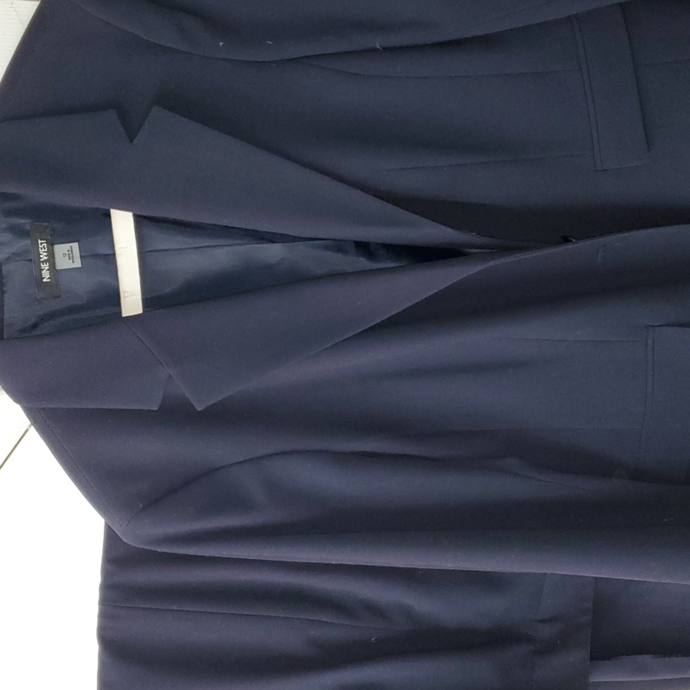 2pc Nine West suit